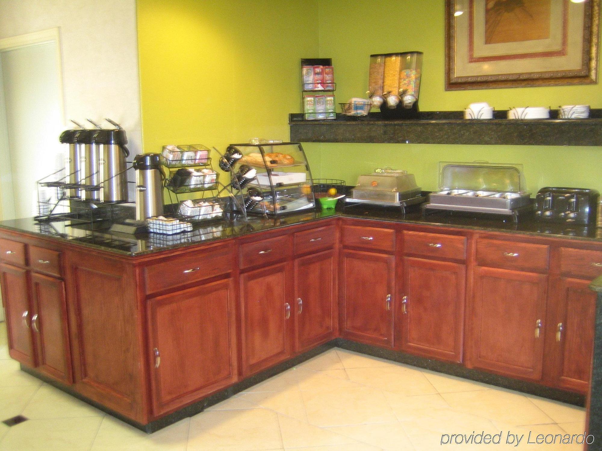 איגל פאס Econo Lodge Inn & Suites מסעדה תמונה
