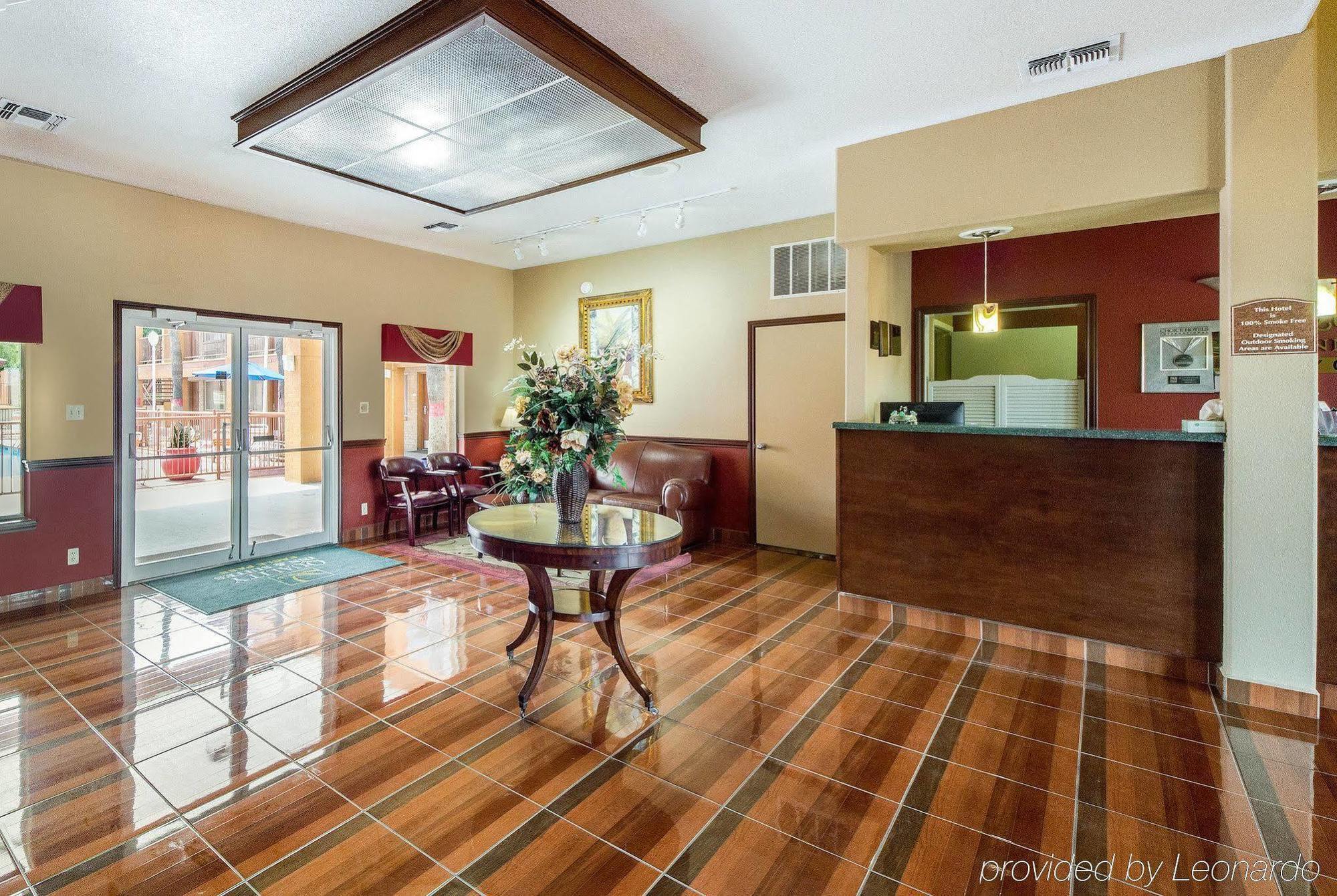 איגל פאס Econo Lodge Inn & Suites מראה חיצוני תמונה